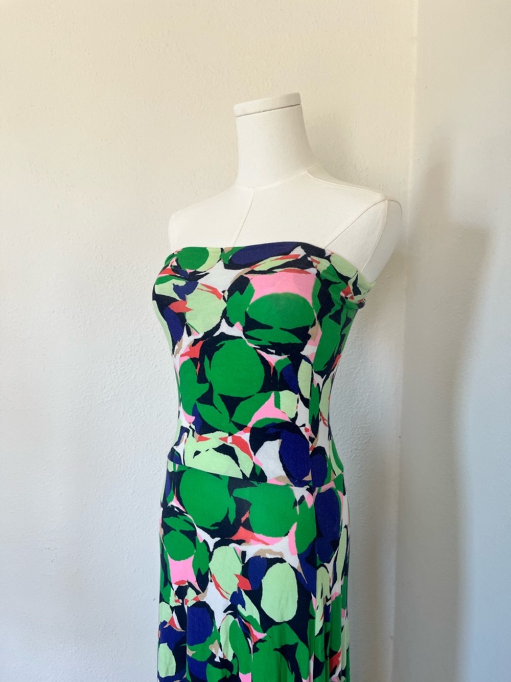 Gap Abstract Collage Strapless Maxi Dress - Picture 2 of 5